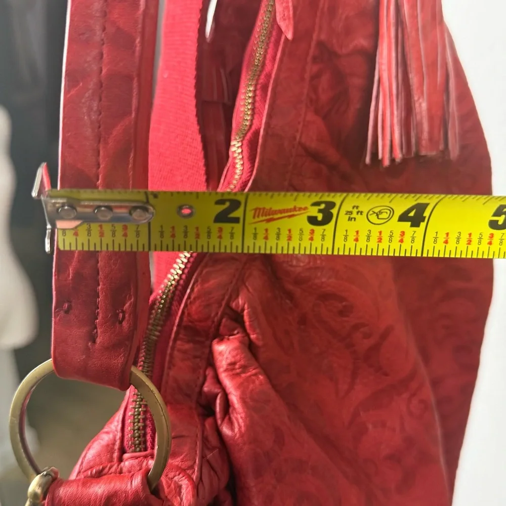SABINA NEW YORK Red Embossed Leather Hobo Bag Tassels Vintage‎